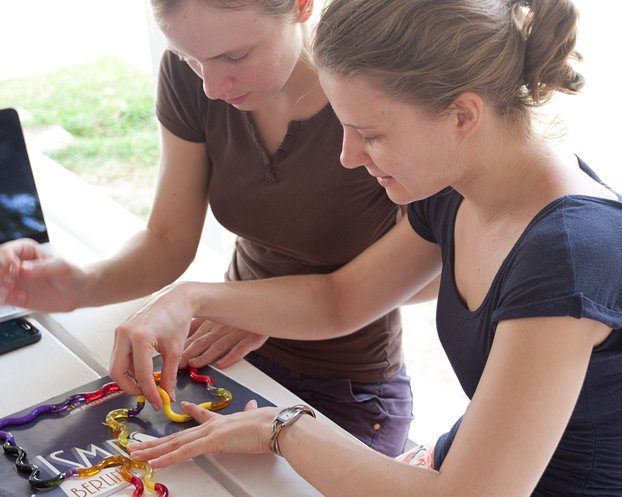 Zuzana Mas&aacute;rov&aacute; and Linda Kleist