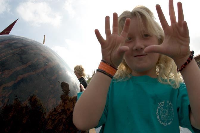 Sara in Tomorrowland