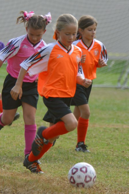 Kelsey trails two Tigers