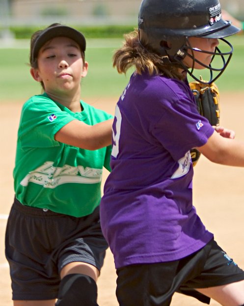 Kayla puts the tag on