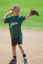 Danielle throws the ball in