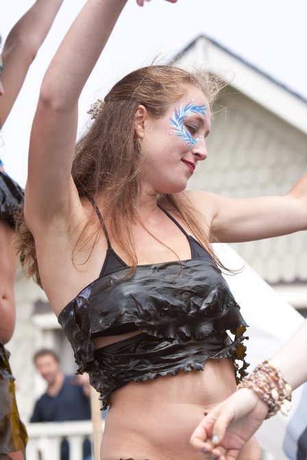 Seaweed Dancers, III