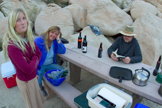 Picnic Table Hangout