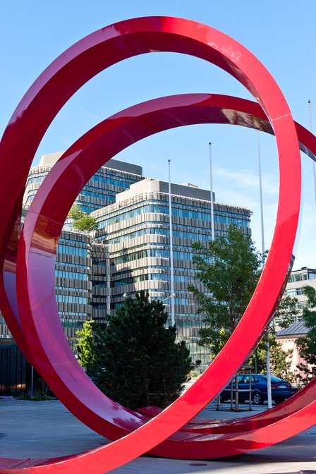 Niagara Building of the University of Malm&ouml; as seen through Mustafa's Passage