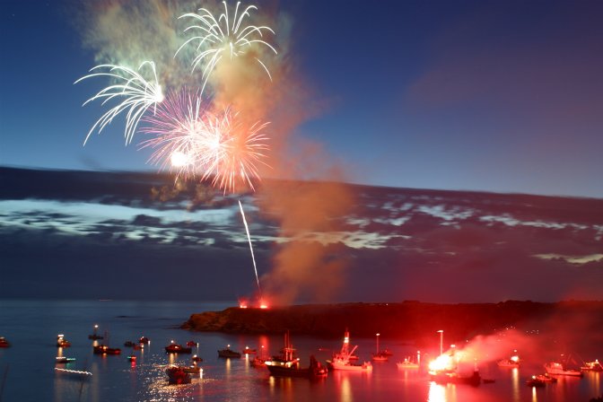 Main fireworks show, I