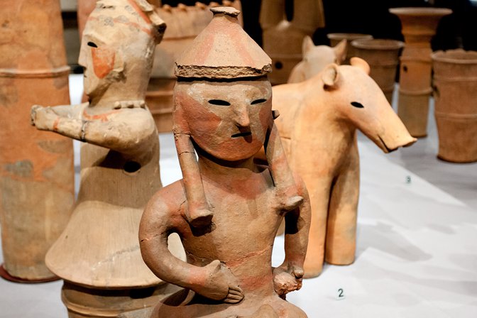 Many Haniwa